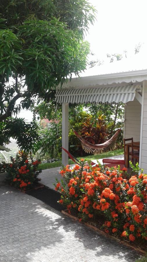 Bungalow Le Manikou Le Robert Exteriör bild